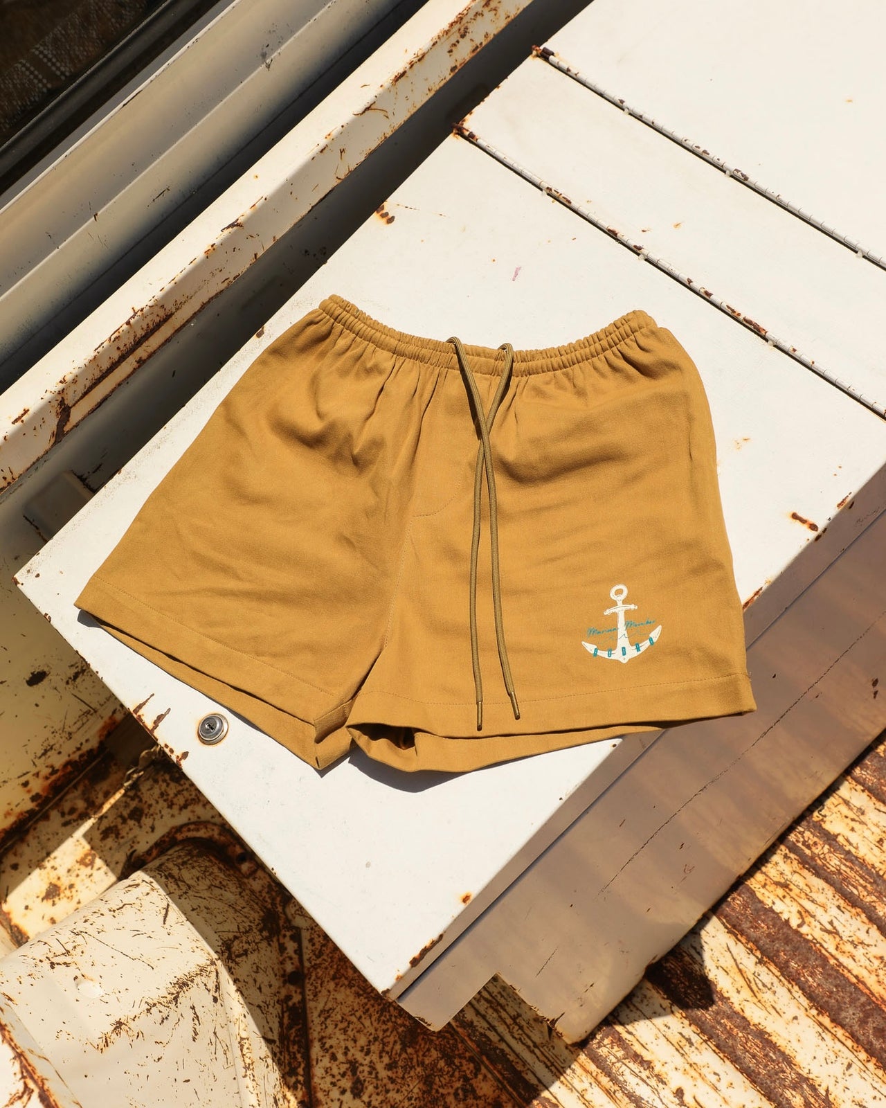 SLIP SHORT / GOLD